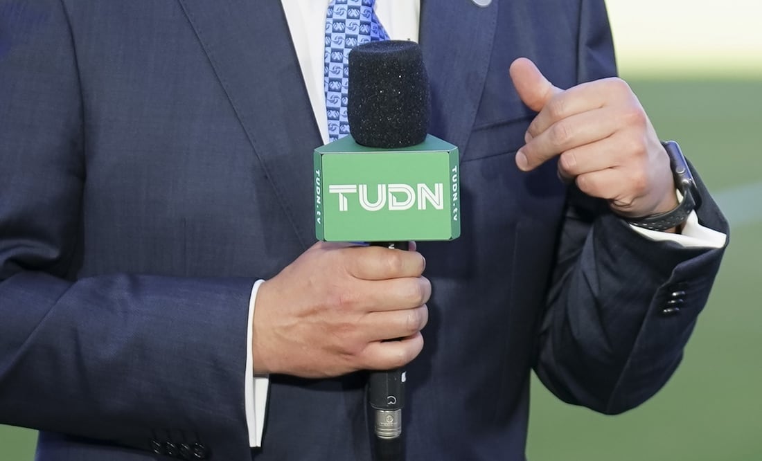 Micrófono de TUDN - FOTO: Imago7