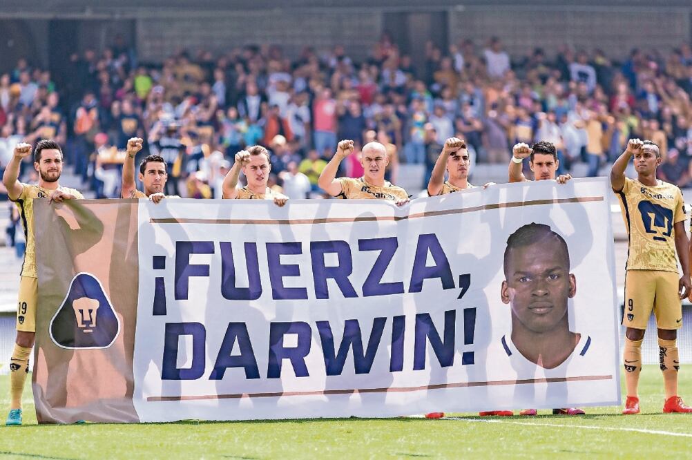 Los universitarios mostraron su solidaridad con el “Científico del gol” (DIEGO FLORES. IMAGO7)