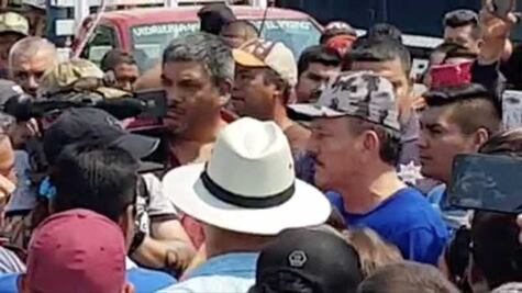 Reciben a “El Abuelo” en Tepalcatepec con mariachi