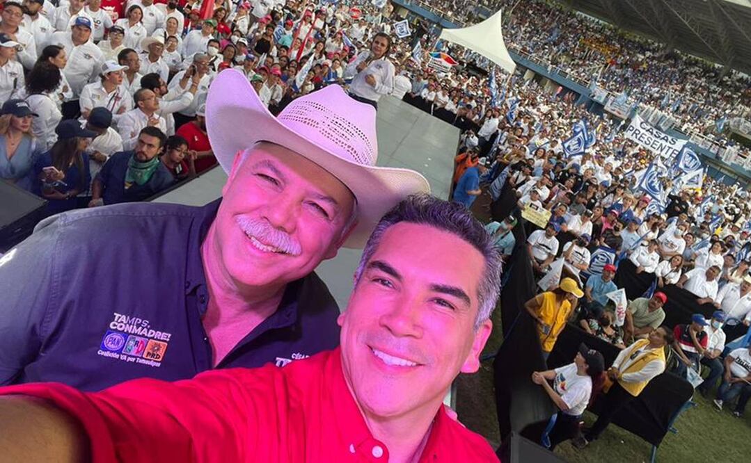 Alejandro Moreno, presidente del PRI (derecha) y César Verástegui (izquierda), candidato por la gubernatura de Tamaulipas. Foto: Twitter @alitomorenoc