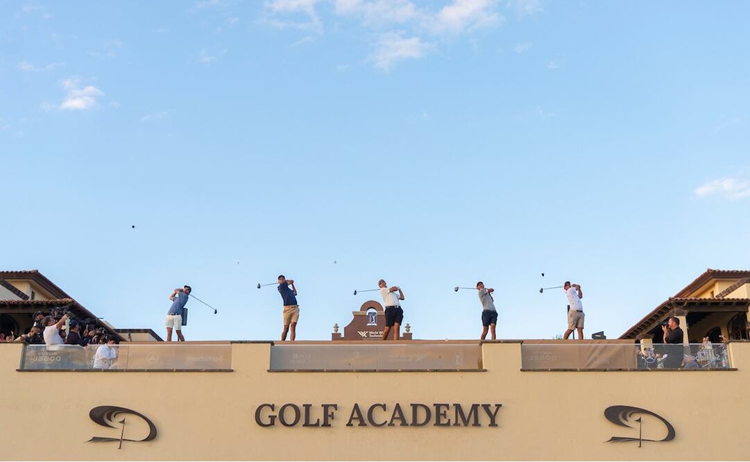 Golfistas mexicanos en la ceremonia de inauguración del World Wide Technology Championship - Foto: Cortesía
