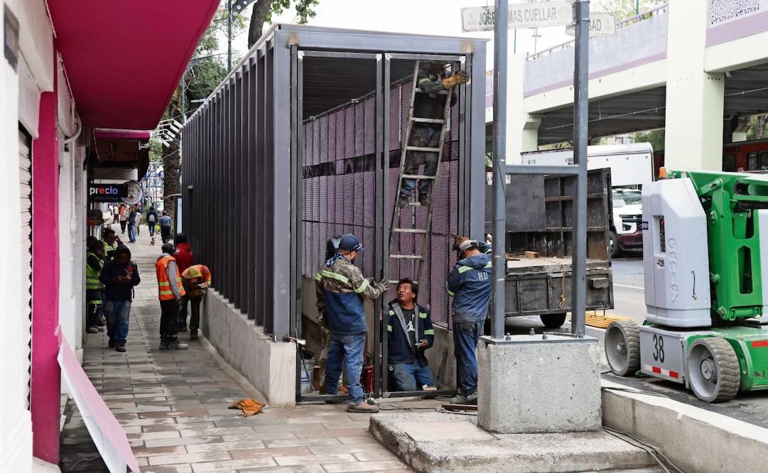 La Secretaría de Obras y Servicios informó que para finales de 2026 se entregarán los pasos a desnivel de Calzada de Tlalpan. | Foto: Archivo. CARLOS MEJIA/EL UNIVERSAL.