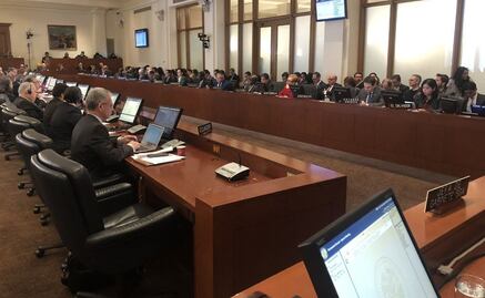 OEA aprueba resolución que declara ilegítimo gobierno de Maduro; México se abstiene