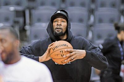 Warriors, a  jugársela sin Durant