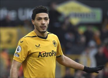 Wolverhampton consigue importante triunfo con un Raúl Jiménez inspirado