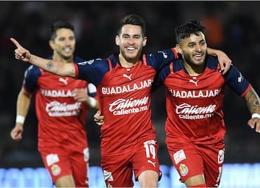 Chivas logra remontar a Juárez; Alexis Vega volvió a ser el héroe