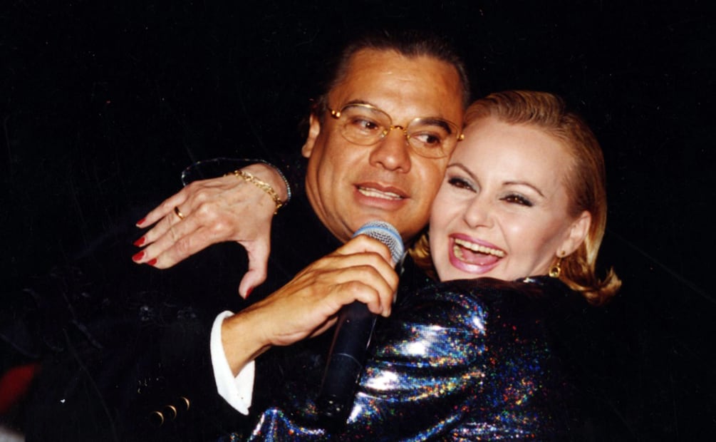 Rocío Dúrcal y Juan Gabriel grabaron juntos un solo disco de duetos de estudio, titulado Juntos otra vez, lanzado en 1997.
Archivo EL UNIVERSAL.