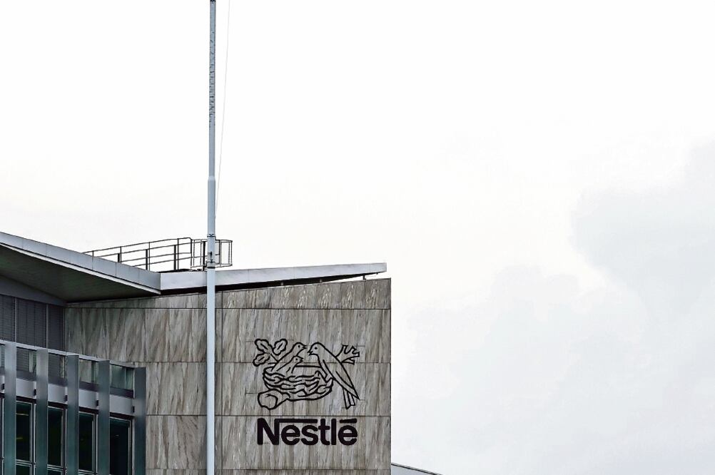 Pese a problemas en el mercado chino, en Estados Unidos y Latinoamérica, Nestlé obtuvo buenos resultados (JEAN-CHRISTOPHE BOTT. AP)