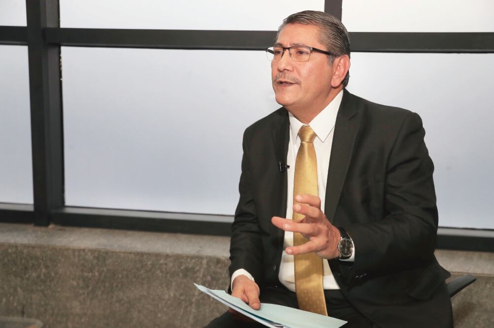 En la foto: Alfredo Higuera Bernal, Titular de la oficina para el caso Iguala (IRVIN OLIVARES. EL UNIVERSAL)