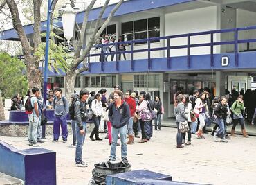 Anuncian dos fondos para universidades públicas que estén en crisis