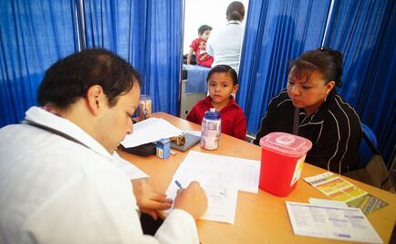 Van panistas por eliminar el IEPS y asegurar gratuidad en servicios médicos