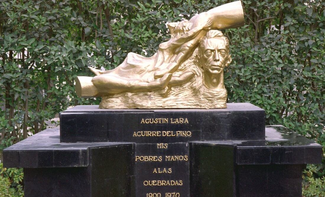 Desaparece busto de Agustín Lara, denuncian