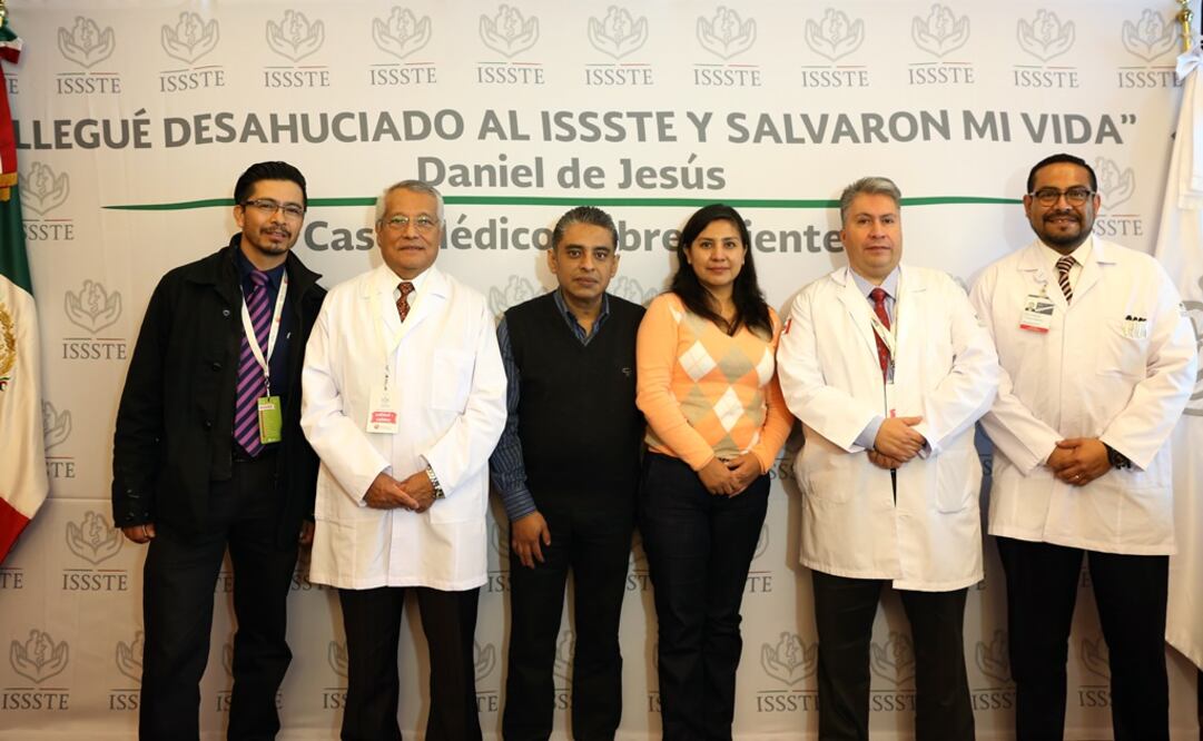 La batalla contra la muerte le valió a Daniel de Jesús 18 cirugías. /Especial - ISSSTE 