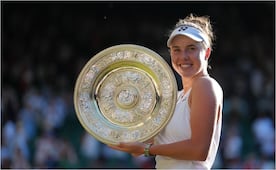 Linda Noskova conquista Wimbledon y logra el mayor título de su carrera