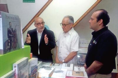 Rehabilitan librería Educal en Guerrero