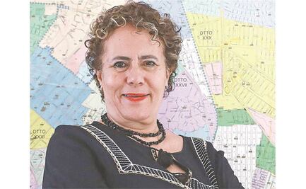 “Un absurdo, elegir dirigencia con encuestas”: Bertha Luján