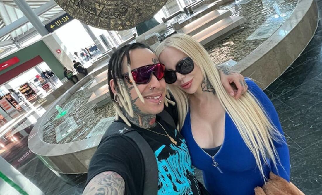 “Muy lindo el AIFA”, escribió la cantante al compartir una foto con su esposo. Foto: Instagram @sabrinasabrokreal