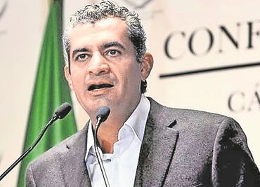 Ochoa Reza llama “PRIetos” a priístas desertores