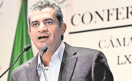 Ochoa Reza llama “PRIetos” a priístas desertores