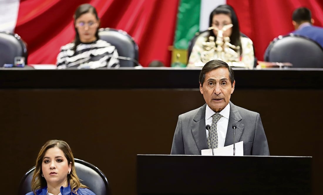 Rogelio Ramírez de la O, secretario de Hacienda, negó que este gobierno se esté endeudando como lo hicieron las administraciones de Felipe Calderón y Peña Nieto. Foto: Berenice Fregoso / El Universal