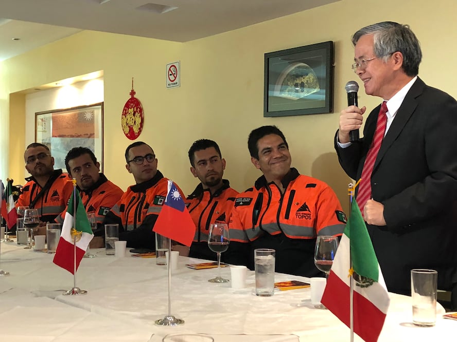 Brigada de Topos viaja a Taiwán para aprender nuevas técnicas de rescate