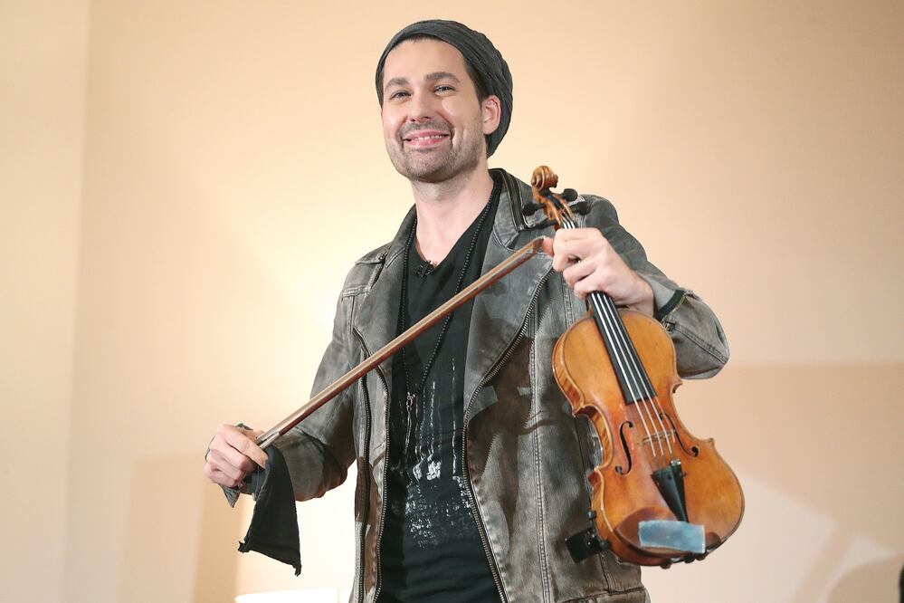 El músico ha vendido millones de discos y ostenta el récord Guinness como el violinista más rápido del mundo (BERENICE FREGOSO. EL UNIVERSAL)