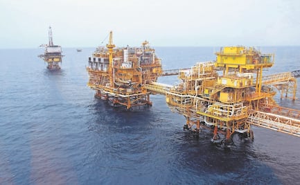 Petróleo mexicano sube a 116.28 dólares, máximo de tres meses