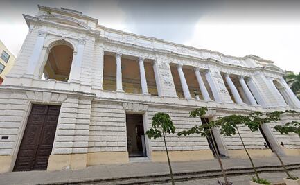 Tras incendio, INAH evalúa daños en teatro "José Peón Contreras" en Mérida, Yucatán 