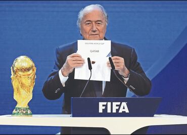 Acusan a Qatar de sobornos a FIFA por el Mundial 2022