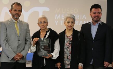 Comunidad LGBTTTI reconoce de manera póstuma a Carlos Monsiváis