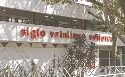 "Un atropello", la venta de Siglo XXI Editores