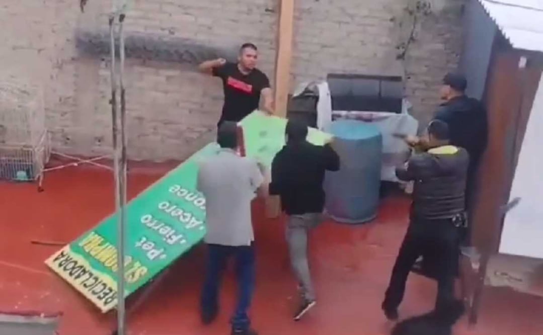 El delincuente fue identificado como David González, un exreo. Foto: Captura de video