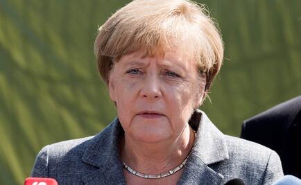 Merkel: "tolerancia cero" a quien ataque a refugiados