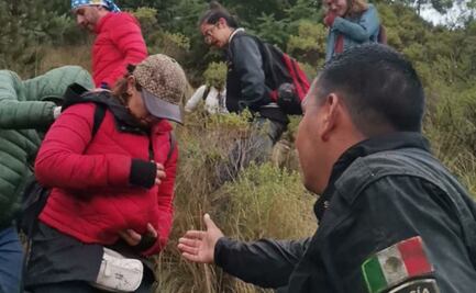 Rescatan a 14 personas extraviadas en el Ajusco tras petición de auxilio en redes