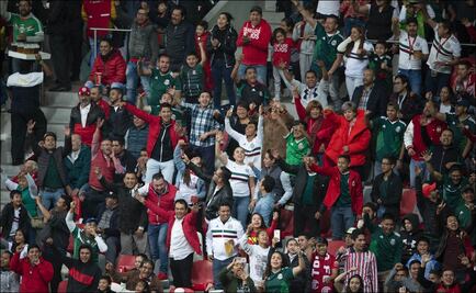 Sustituyen grito contra portero por “la ola” en Toluca