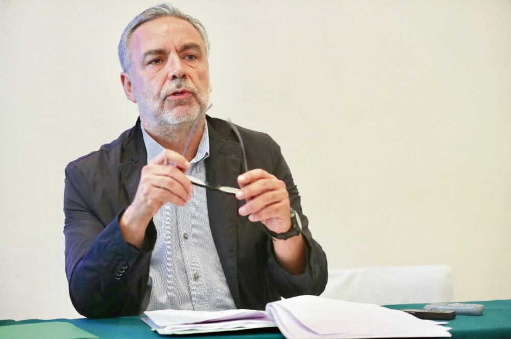 El presidente de la Comisión de Presupuesto de la Cámara Baja, Alfonso Ramírez Cuéllar, dijo que con el alza al IEPS se pretende recaudar 450 mmdp. Foto: ARCHIVO EL UNIVERSAL