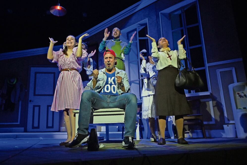 Ulises de la Torre se presenta en la obra Toc Toc. Foto: de MejorTeatro