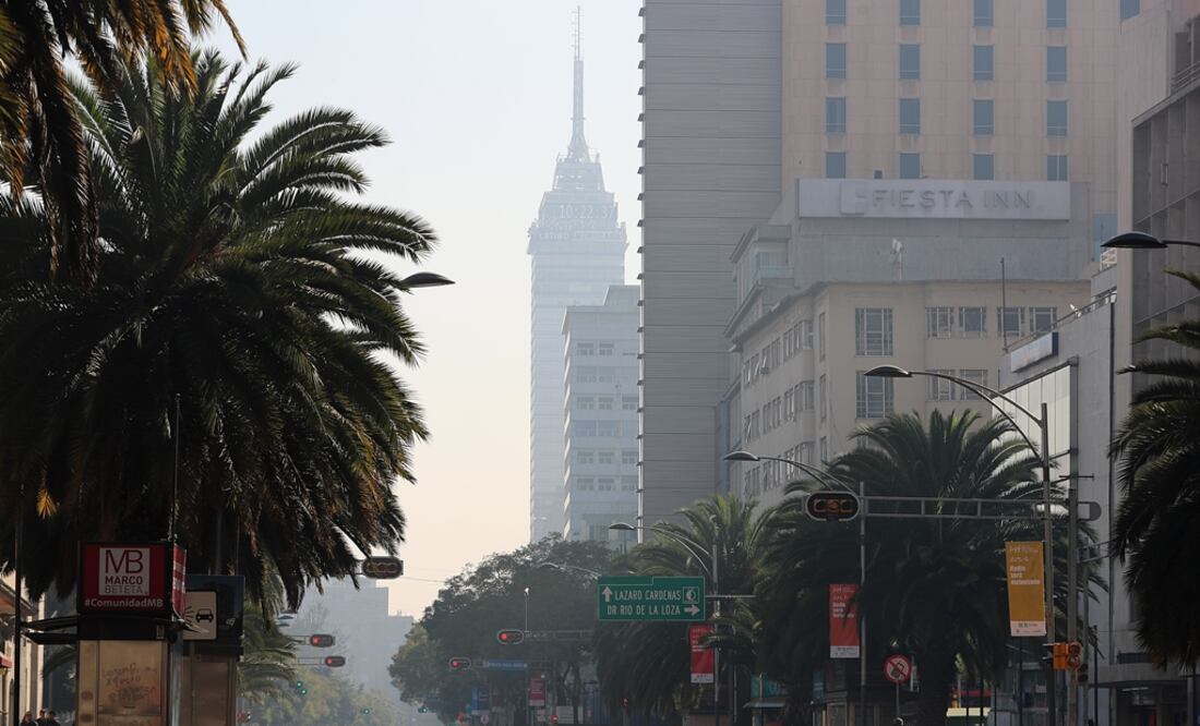 Contaminación en el Valle de México el primer día del año (Foto: LUCIA GODINEZ / EL UNIVERSAL)