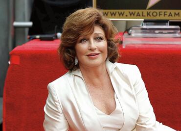 Conozco bien problema de latinos en EU: Angélica María