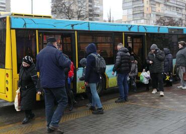 "La Embajada sólo me da largas", dice hombre que se identifica como mexicano en Ucrania