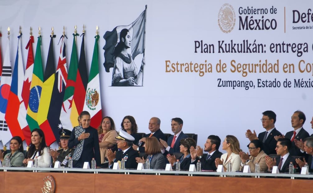 Marina del Pilar reaparece en acto público con Claudia Sheinbaum; participa en ceremonia oficial.
Foto: Karla Guerrero| El Universal