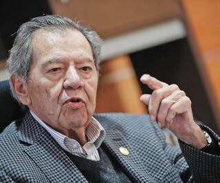 Quieren ganar dirigencia de Morena con dinero: Muñoz Ledo