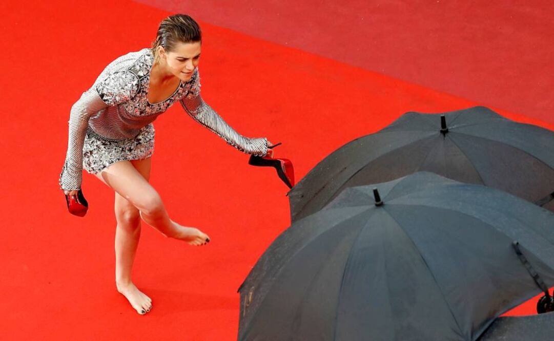 Kristen trató de evitar problemas con la lluvia Foto: Reuters