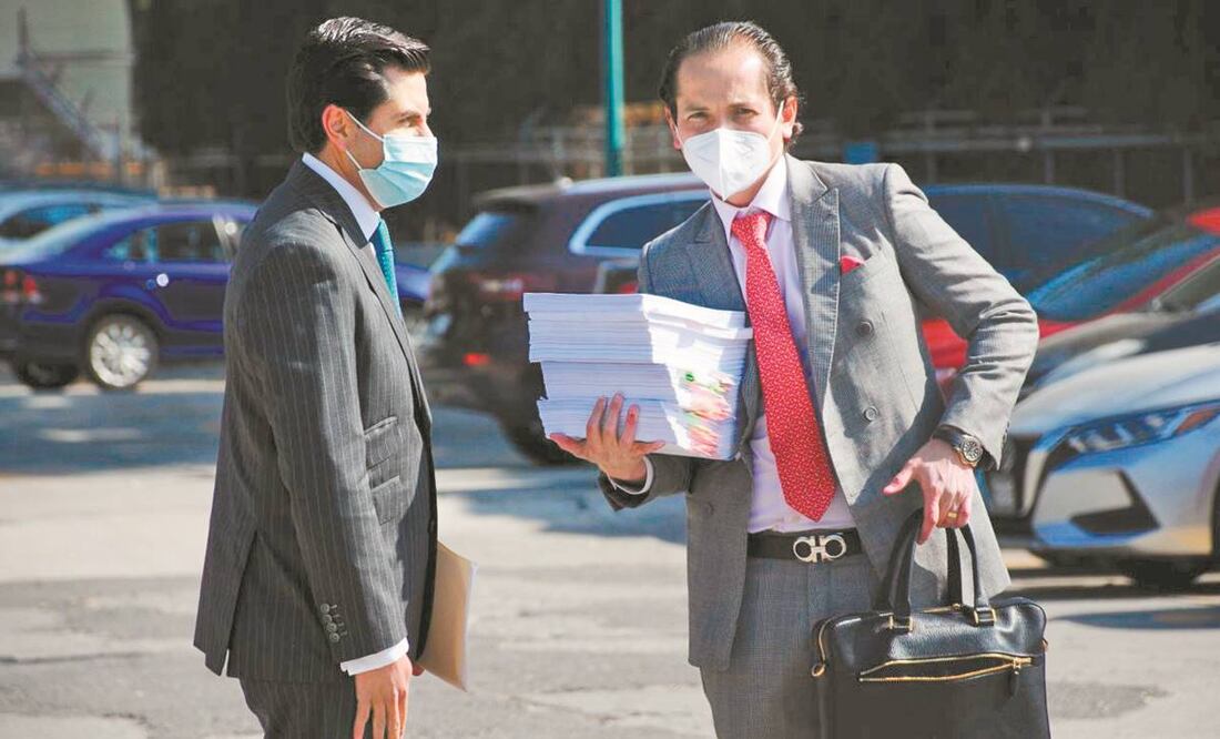 Mauricio Flores, abogado de Juan Collado, llegó a los juzgados del Reclusorio Norte para la audiencia. Foto: Daniel Augusto/ EL UNIVERSAL