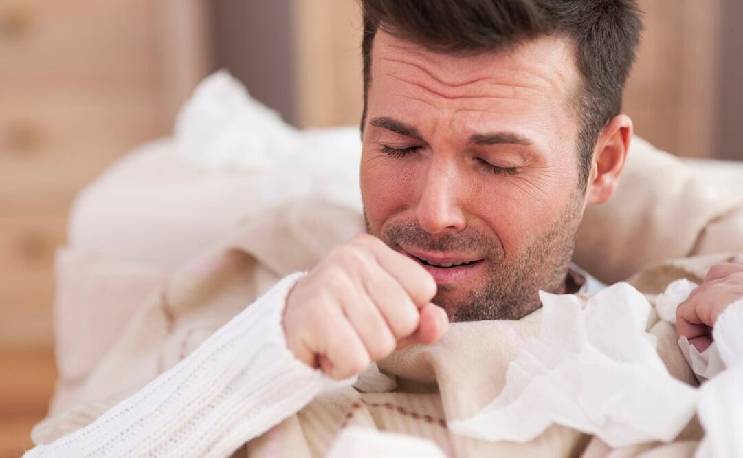 La tos nocturna es una respuesta del organismo a agentes infecciosos. Foto: Freepik