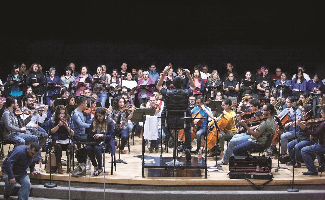 La agrupación decidió interpretar música más popular y divertida. (CORTESÍA)