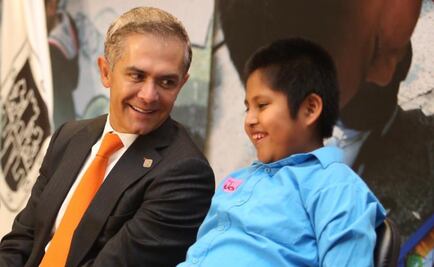 Niños "son nuestra mayor motivación", asegura Mancera