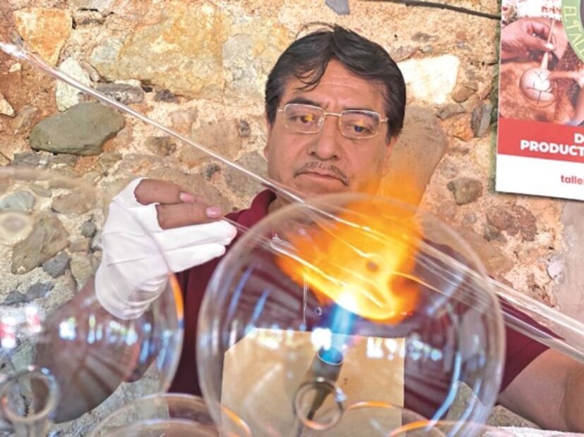 Llega el espíritu navideño a Tlalpujahua