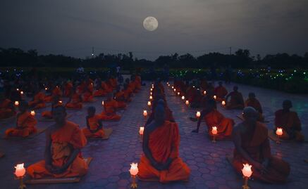 Celebran en Nepal el aniversario del nacimiento de Buda