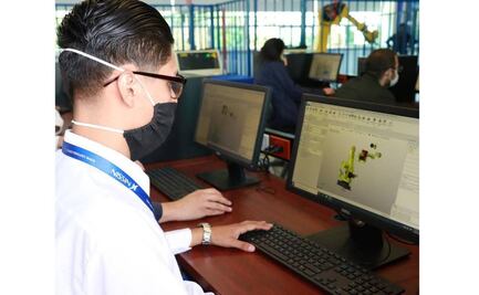 Instituto de Educación de Aguascalientes entrega becas por 4 mdp durante pandemia